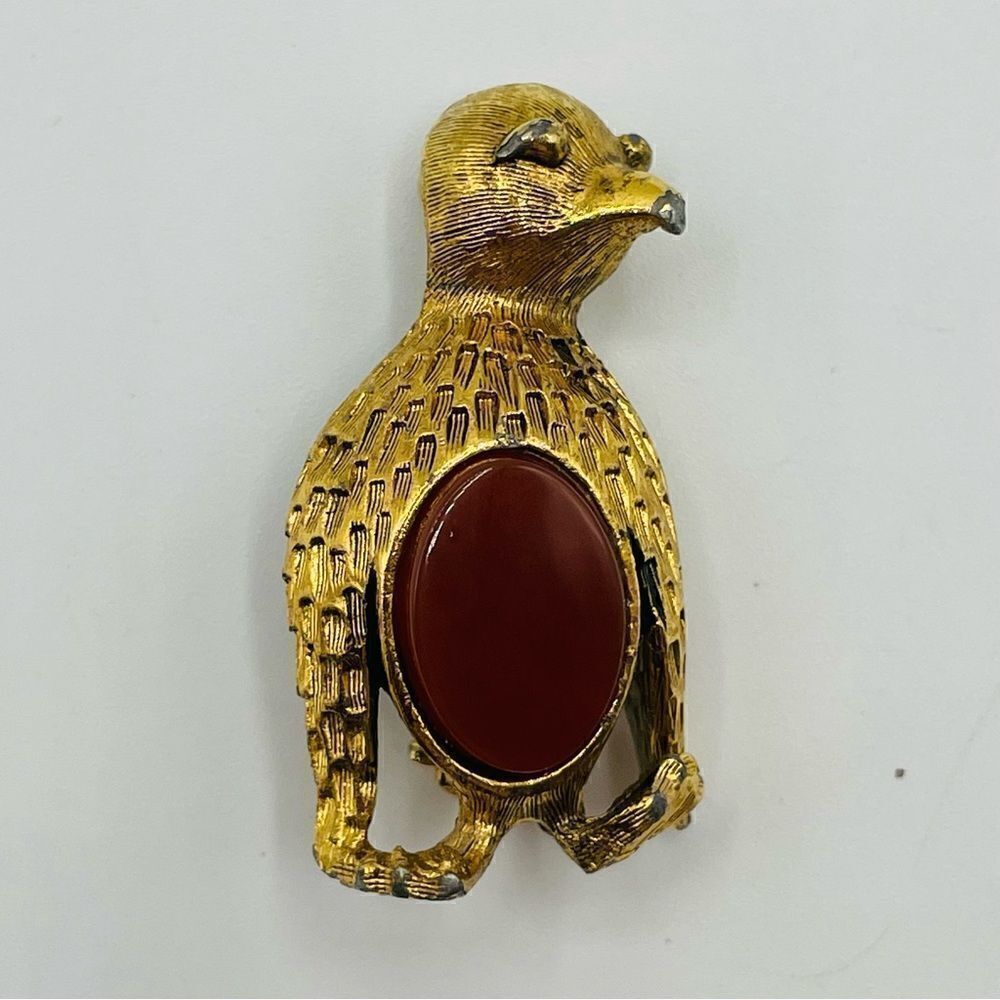 Vintage Gold Penguin Carnelian Jelly Belly Pin Brooch